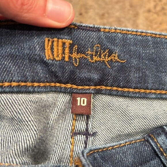 Kut from the Kloth Farrah Baby Bootcut size 10 jeans - Picture 12 of 15